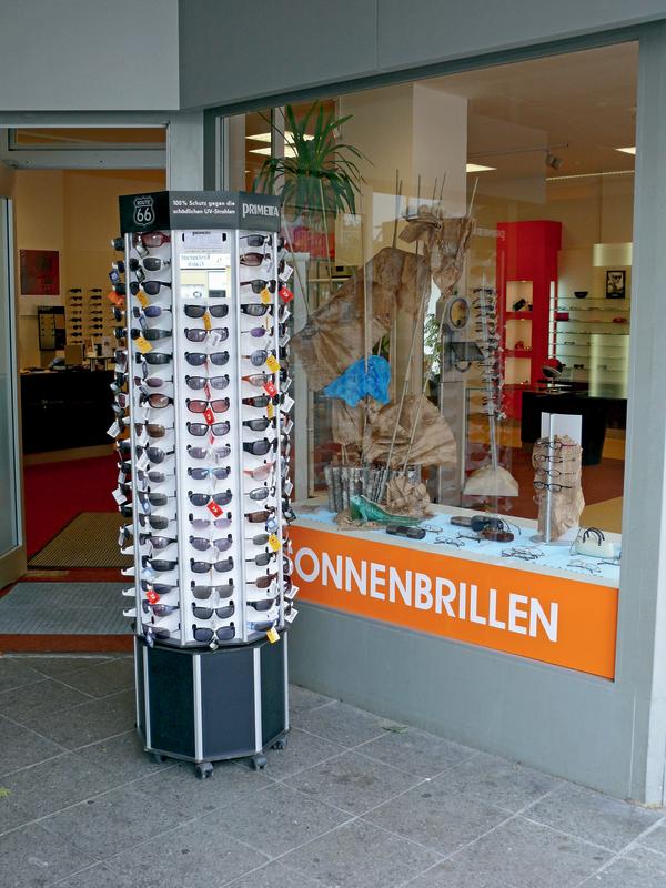 AUGENOPTIKER - PRIMETTA“ DER im Das „Prinzip Sonnenbrillen Fachhandel?!.